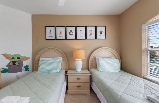 6 Bed, 2 Suites, Pool, Spa, Games Room #800 6 Bedroom Villa - Foto 12