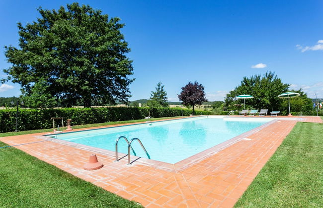 Scenic Apartment in Casole D'elsa With Pool - Foto 1