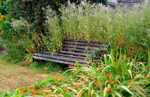 Spacious 4 Bedroom home with Parking Garden - Pass the Keys - Foto 45