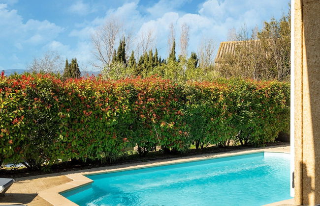 Villa in Montbrun With Pool and Mountain Views - Photo 21