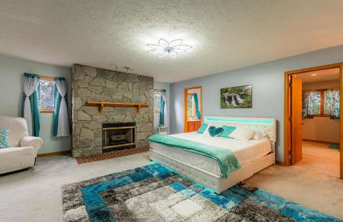 Panorama Point - Sauna, hot tub, theater room - Photo 37