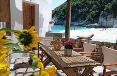 Κυμοθόη - Foto 1