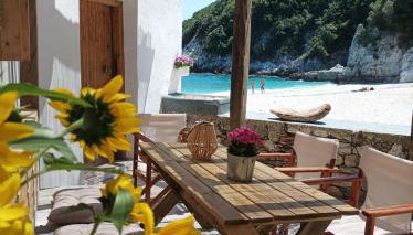 Κυμοθόη - Foto 1