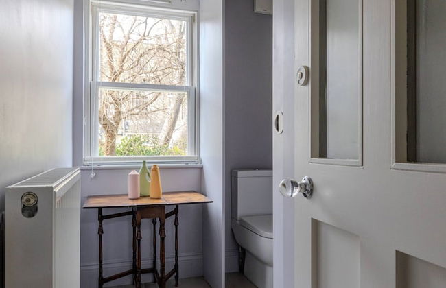 Hemingford Road IV by Onefinestay - Photo 24