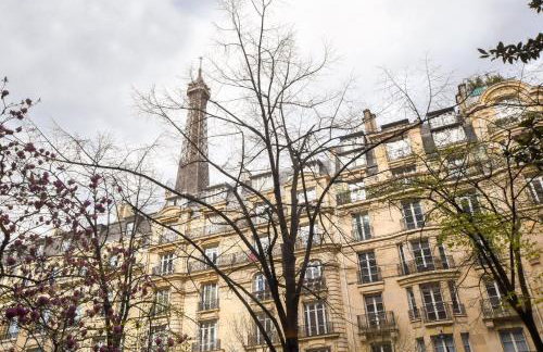 Family apartment at the foot of the Eiffel Tower - Photo 21