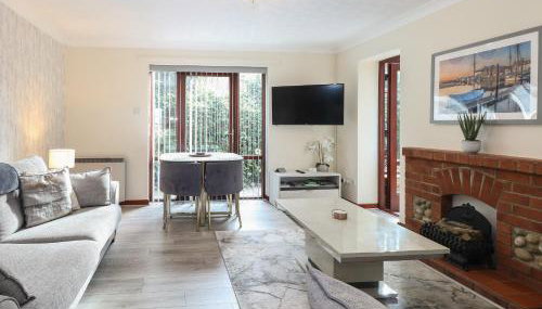 Seaview Cottage - Photo 3