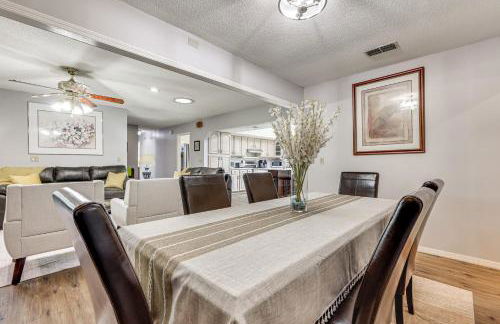 BBQ Ready Hawthorne Home with Screened-In Patio - Foto 8