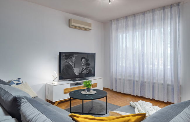 Terra Magica Deluxe Apartment OR Room with Private Parking, Terrace and Sea View - Foto 21