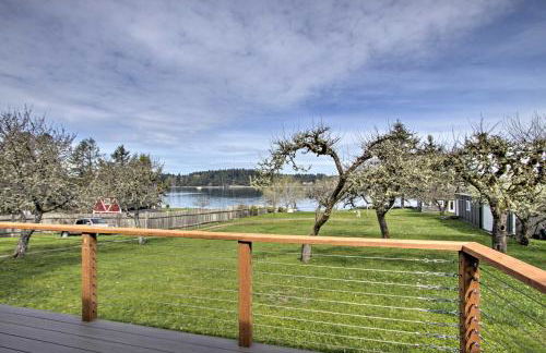 Waterfront Anderson Island Home with Kayaks - Foto 2