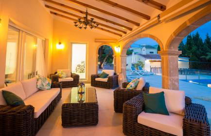 Casa Juana is a modern, luxury, exclusive, 6 bedroom villa. - Foto 49