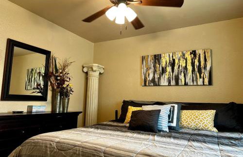 The Rustic @ Paseo de Encinal Drive - Foto 20