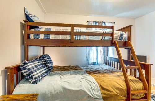 4 Mi to Lake Superior Calumet Getaway! - Foto 16