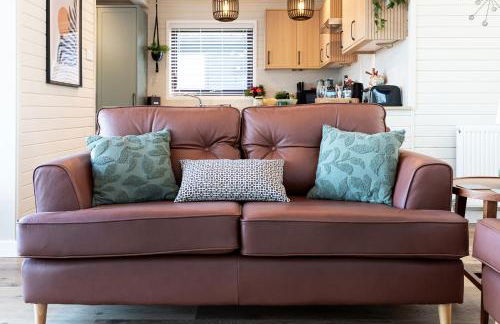 Sandmartin Lodge a lakeshore haven at Pine Lake Resort - Foto 34