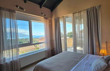 Marily's seaview suite with private JACUZZI and BBQ - Photo 18