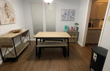 Cozy 2BR 2BA apt close to Siegen & Womans - Foto 5