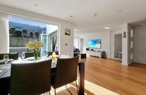 Point View - Award Winning Apartments with Private Hot Tub & Parking - Foto 8