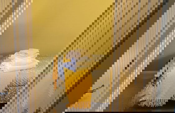 Private Annex, Parking, Wifi, 2mins to J48 A1 M1 - Foto 3