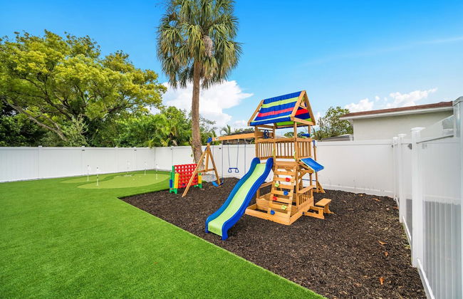 Luxury Home w Heated Pool, Gym, Playground & More! - Foto 58