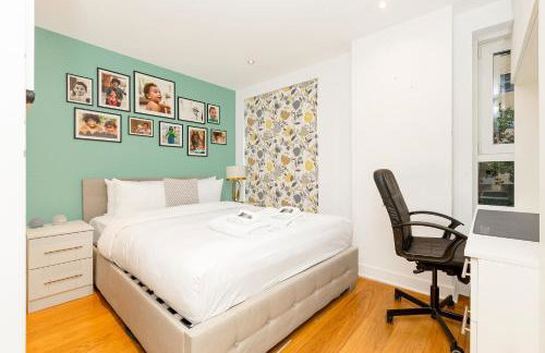 Upscale 3BR Apt w balcony, 3min railway station - Foto 16