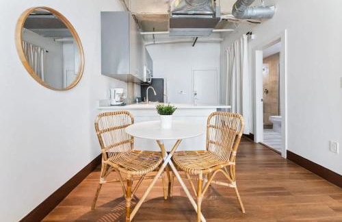 DTX Condo Near Downtown No. 312 - Foto 1