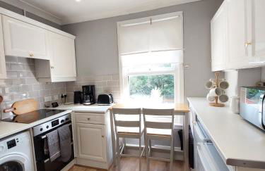 Elegant 2 bedroom Flat in Dartford - Kent - Photo 20