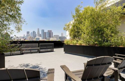 Little Tokyo Gem, Steps from Shops with Free Parking - Foto 33