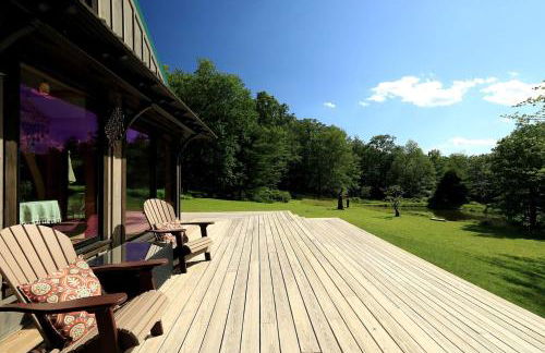 Gorgeous Cottage for Two, Overlooking Pond on 20 acres, Glamping in Pennsylvania - Foto 13
