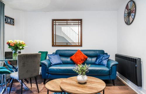 Great Location 2 Bedroom House in Nottingham, Private Garden, Fast Wi-Fi and Free Parking - Photo 38