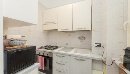 Guido Reni 12 Apartment - Foto 3, stove