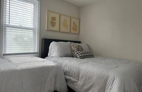 Large-group Retreat w/Loft Space Near Beach - Foto 40