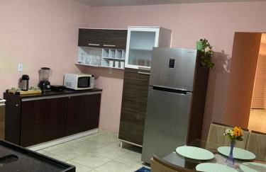 Casa Aconchegante de 2 quartos e 2 camas de casal - Foto 1