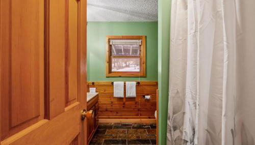 Lucky Log Cabin Hottub fireplace 12min to Mt Snow - Foto 4