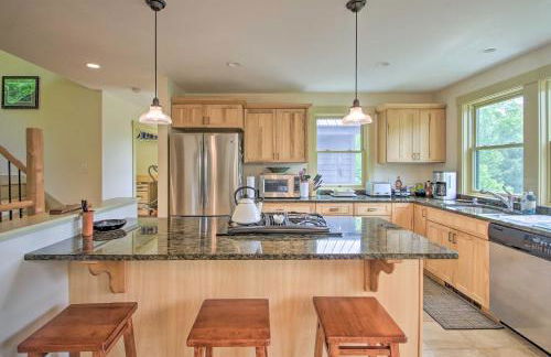 Home with Fire Pit, 7 Mi to Attitash Mtn Resort - Foto 8