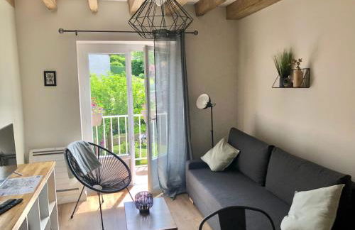 VerOliv Appartement calme et cosy proche du centre ville - Lit 180 - Wifi Netflix Youtube - Foto 1