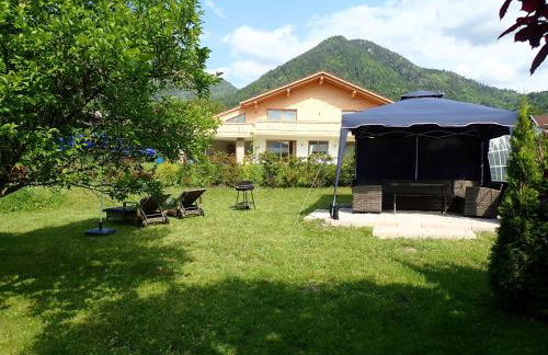 Chiemgauferienwohnungen - Wanderlust und Alpenrose - Foto 4