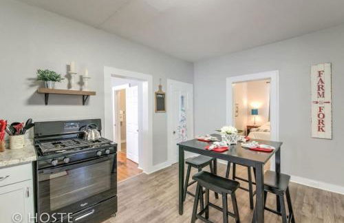 *H NEW!* Centrally Located 3BDRM Traveler`s Home Near Downtown Colorado Springs - Foto 27