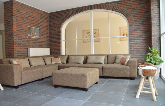 Swolgen Estate With Sauna - Photo 14