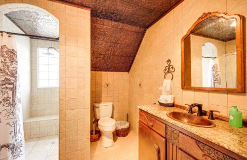 Scenic Leakey Vacation Rental with Private Patio! - Foto 17