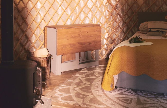 Mushroom Yurt set in 4 Acres of Woodland and Lakes - Foto 5