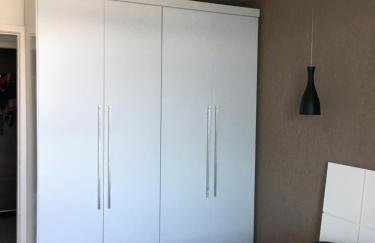 Apartamento linda vista, 200 metros da praia de camboinhas - Foto 11