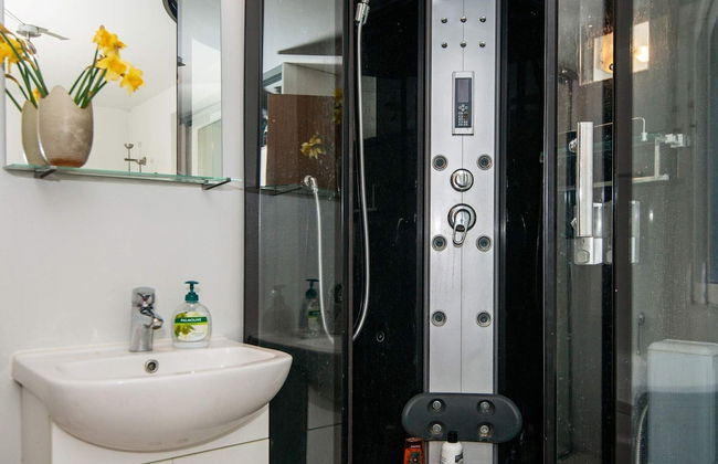 10 Person Holiday Home in Ronde - Photo 9