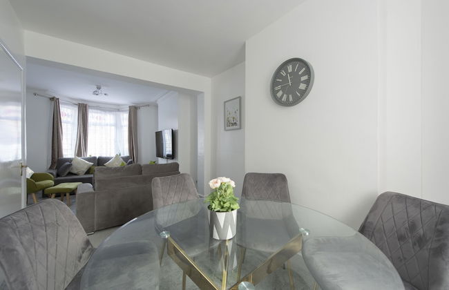 Fortified Three Bedroom Home - Foto 29