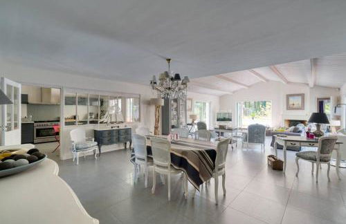 Maison au calme en lisière de forêt avec piscine chauffée - Foto 2