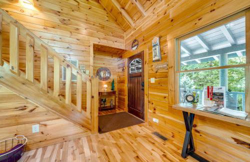 The Holiday Cabin at Lake Lure - Photo 34