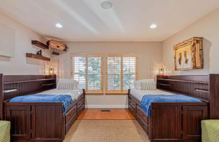 Hot Tub Fire Pit Game Room Amazing Deck Views Sky Canyon Lodge by AvantStay - Foto 64