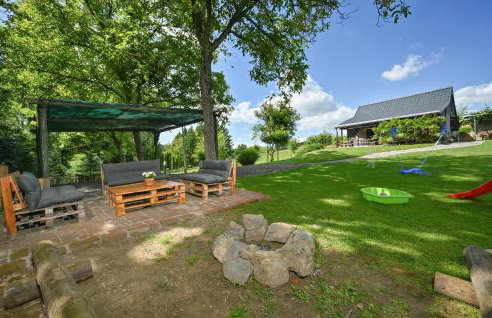 Gorgeous Home In Bjelovar - Foto 1