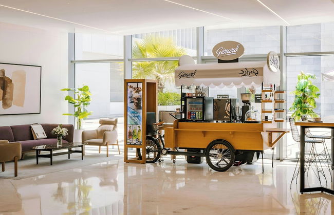 Sonder by Marriott Bonvoy Downtown Towers Apartments - Photo 46