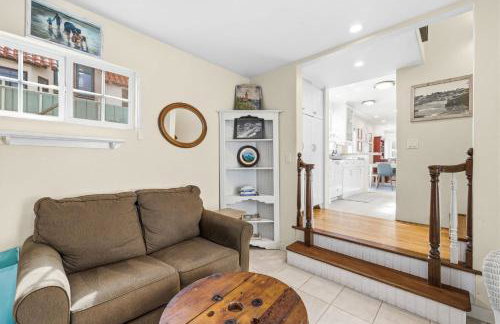 Stunning beach home - steps2sand, AC, Large Patio and Fast Wifi! - Foto 71