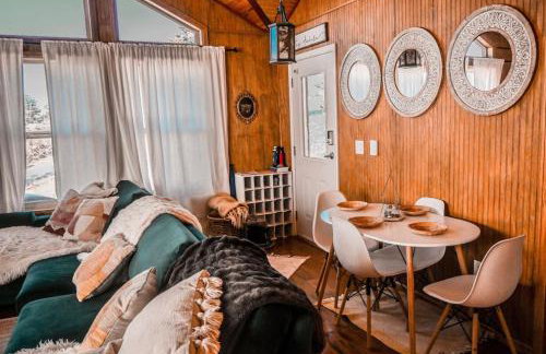 Breathtaking ViewsTwo Bedroom Cabin with Hot tub - Foto 7