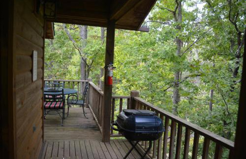 37DPD - Forest view, log-sided two bedroom, two bath condo on Lake Ouachita - Photo 19